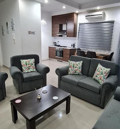 Oytam Apt Nicosia Eksteriør billede